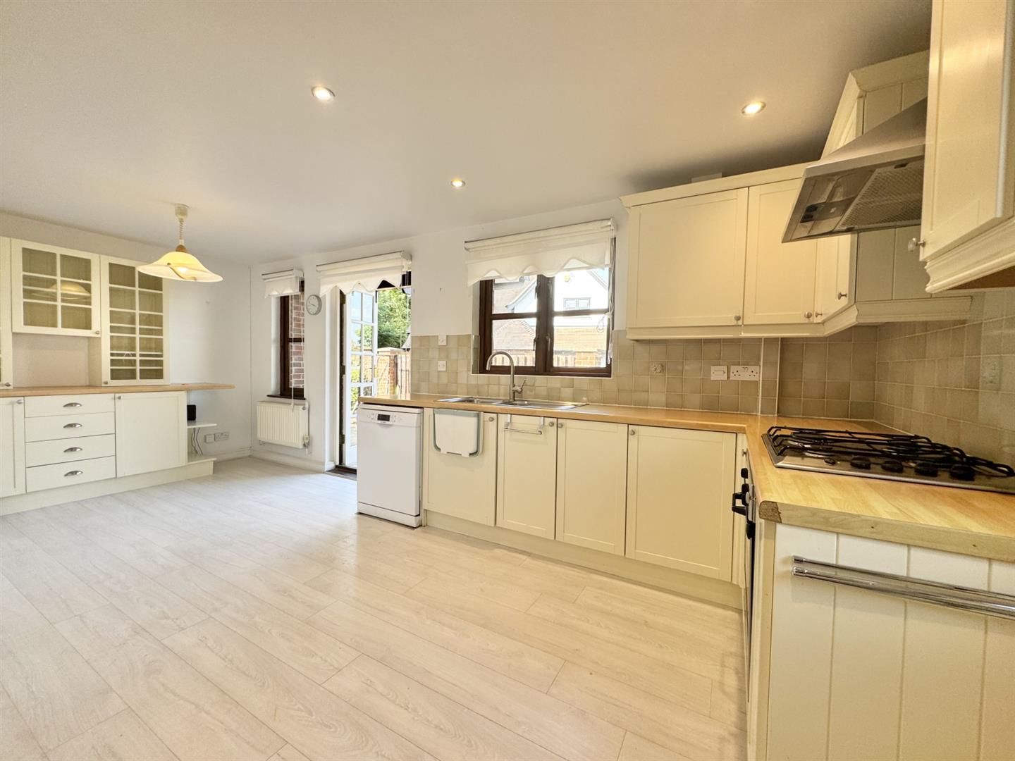 Bentley Mews, Faversham Avenue, Enfield